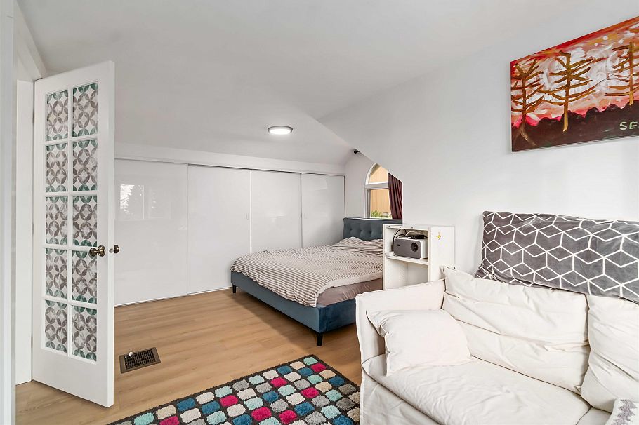 3322 W 38th Avenue Vancouver, BC - 18