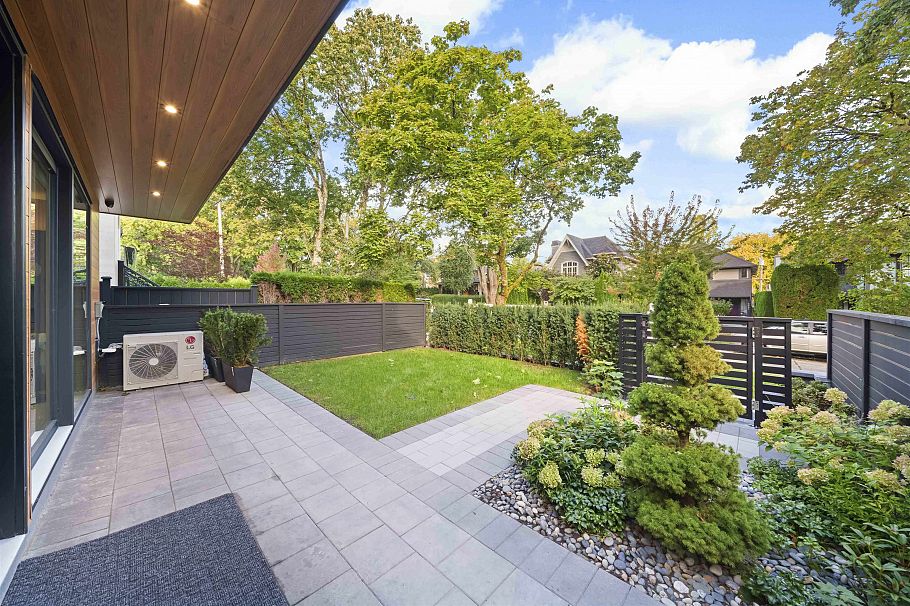 1 3466 W 22nd Avenue Vancouver, BC - 31