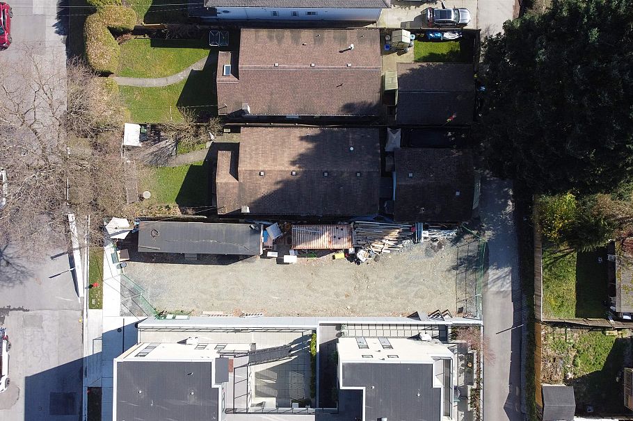 1551 Rupert Street North Vancouver, BC - 3