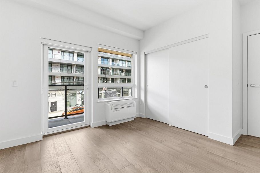 204 3590 W 39th Avenue Vancouver, BC - 9