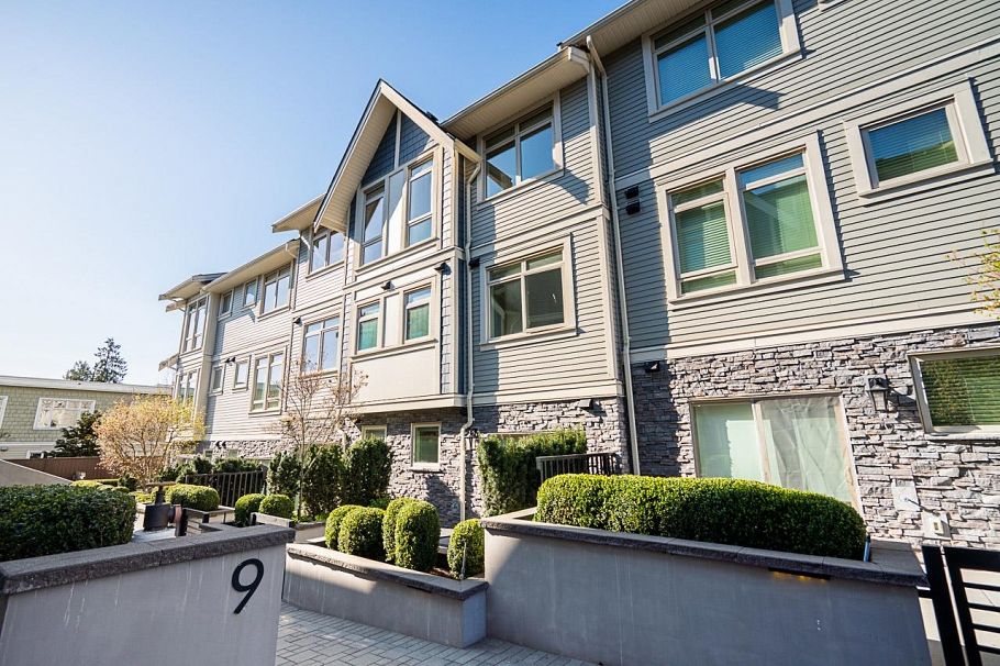 4 115 W Queens Road North Vancouver, BC - 31