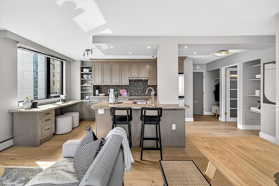 1404 1330 Harwood Street Vancouver, BC - 3