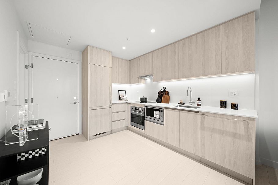 508 4928 Quebec Street Vancouver, BC - 4