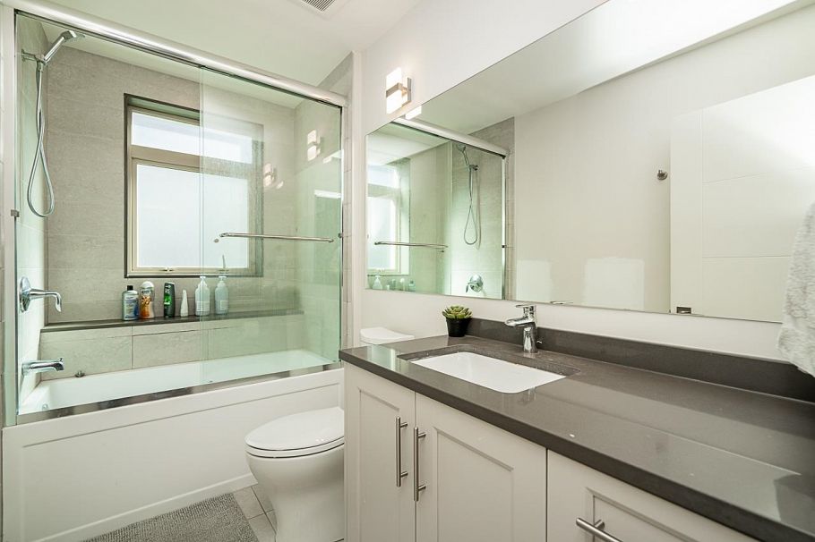 4 115 W Queens Road North Vancouver, BC - 19