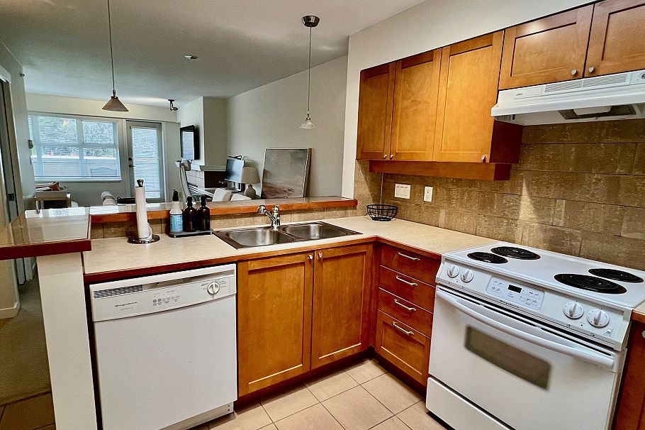 408 3580 W 41st Avenue Vancouver, BC - 4