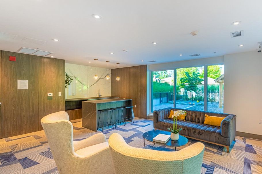 209 488 W 58th Avenue Vancouver, BC - 18