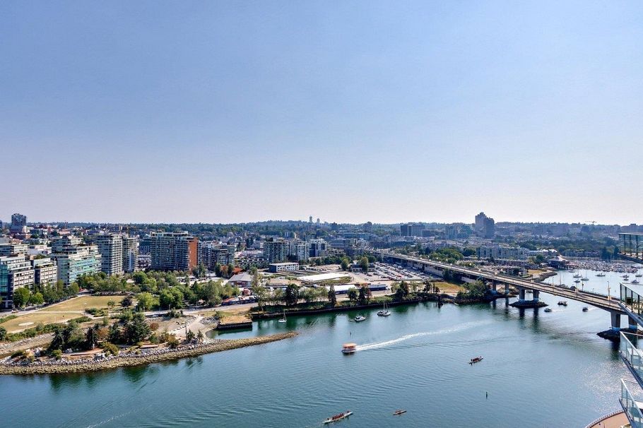 2701 8 Smithe Mews Vancouver, BC - 6