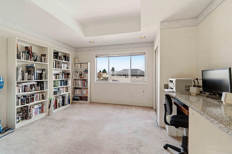 1769 E 49th Avenue Vancouver, BC - 16