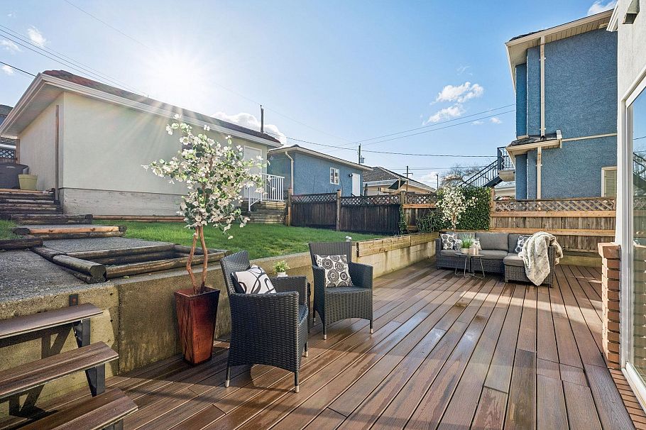 2748 E 23rd Avenue Vancouver, BC - 26