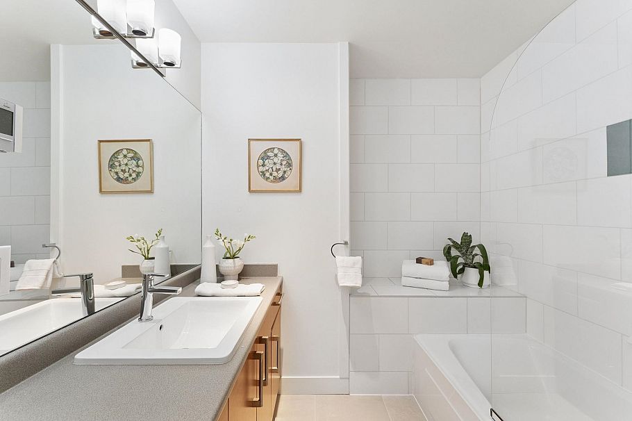 306 188 W 29th Street North Vancouver, BC - 10