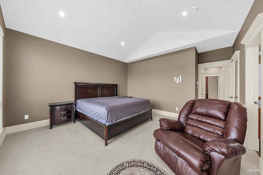 4009 W 11th Avenue Vancouver, BC - 23