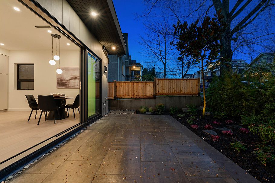 1605 E 21st Avenue Vancouver, BC - 26