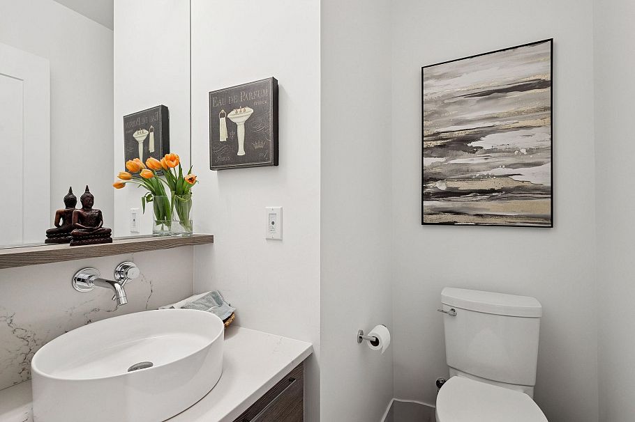 21 856 Orwell Street North Vancouver, BC - 14