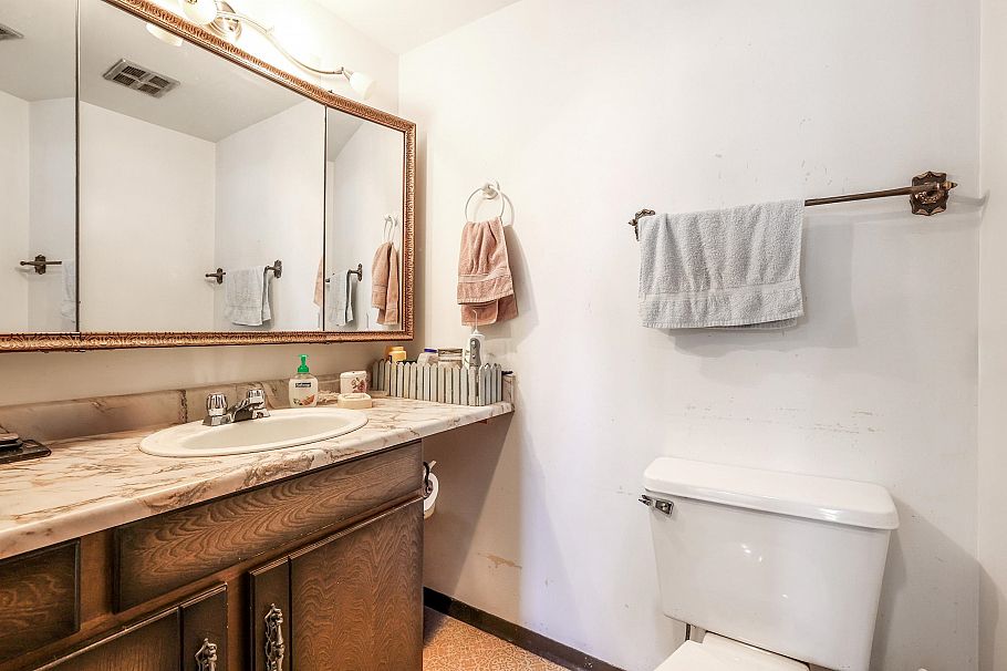 205 665 E 6th Avenue Vancouver, BC - 12