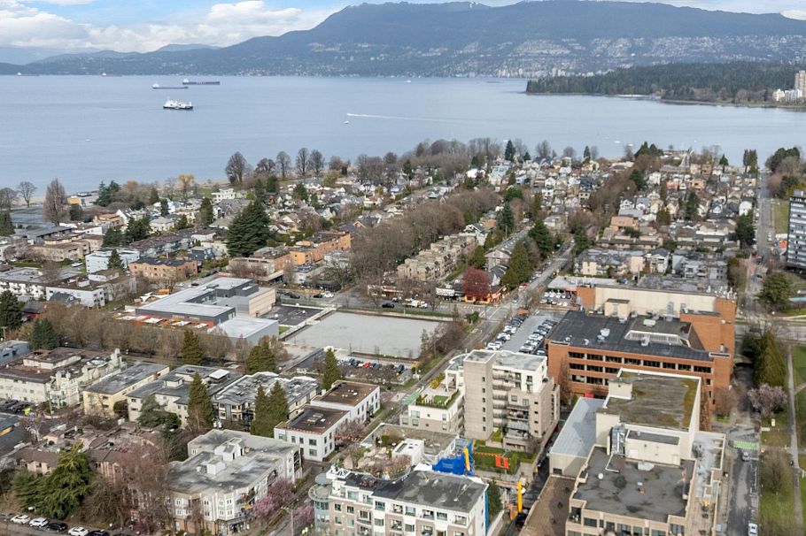 409 1688 Cypress Street Vancouver, BC - 26