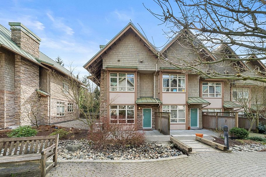 3318 Mt Seymour Parkway North Vancouver, BC - 1