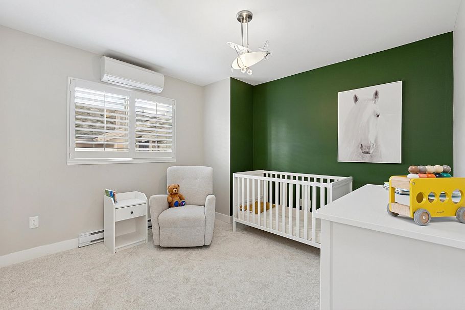 205 E 18th Street North Vancouver, BC - 21