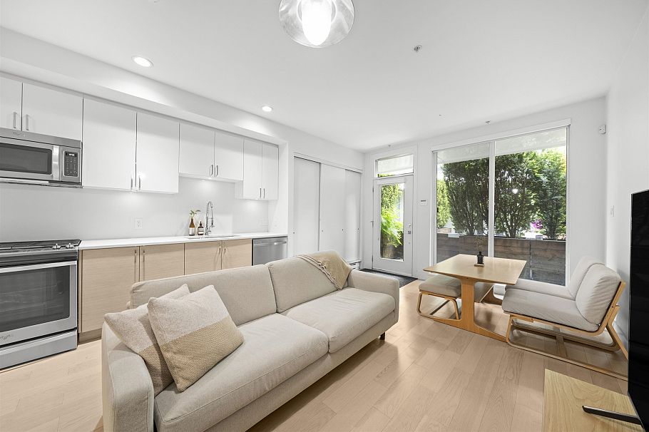 10 1419 E 1st Avenue Vancouver, BC - 13