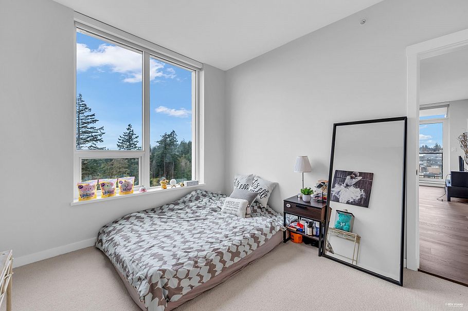 1102 3533 Ross Drive Vancouver, BC - 8