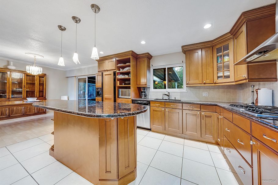 465 Felton Road North Vancouver, BC - 8