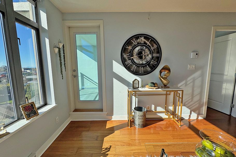 1401 3660 Vanness Avenue Vancouver, BC - 9