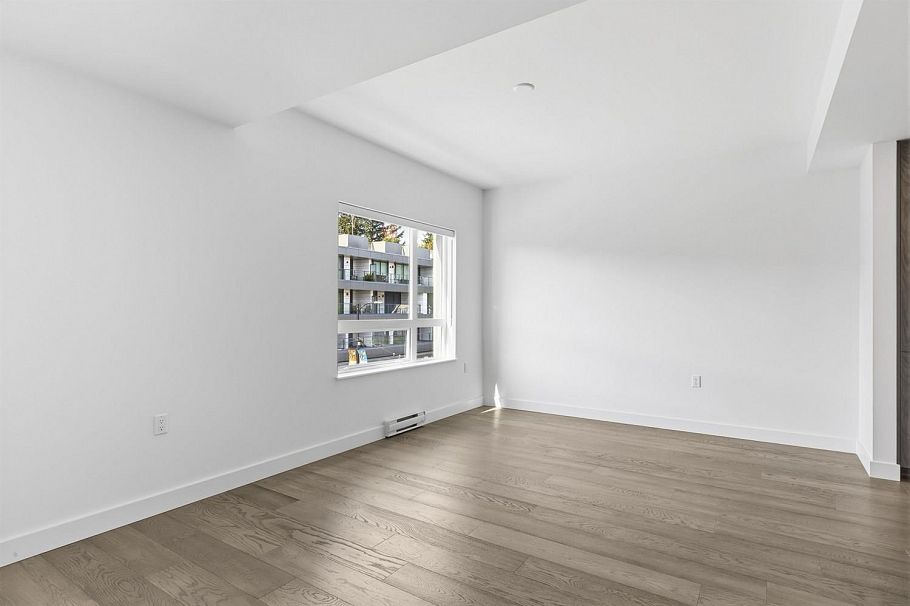 309 3590 W 39th Avenue Vancouver, BC - 3