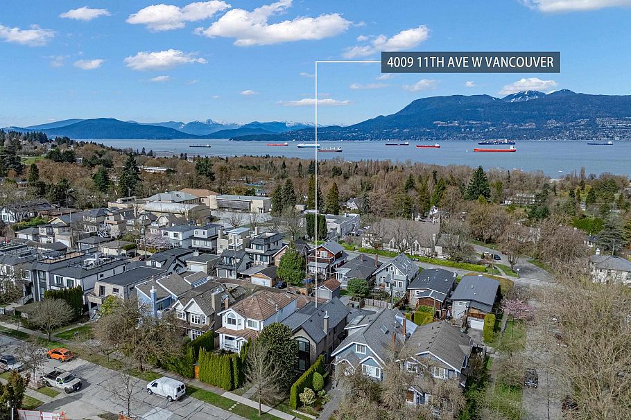 4009 W 11th Avenue Vancouver, BC - 1