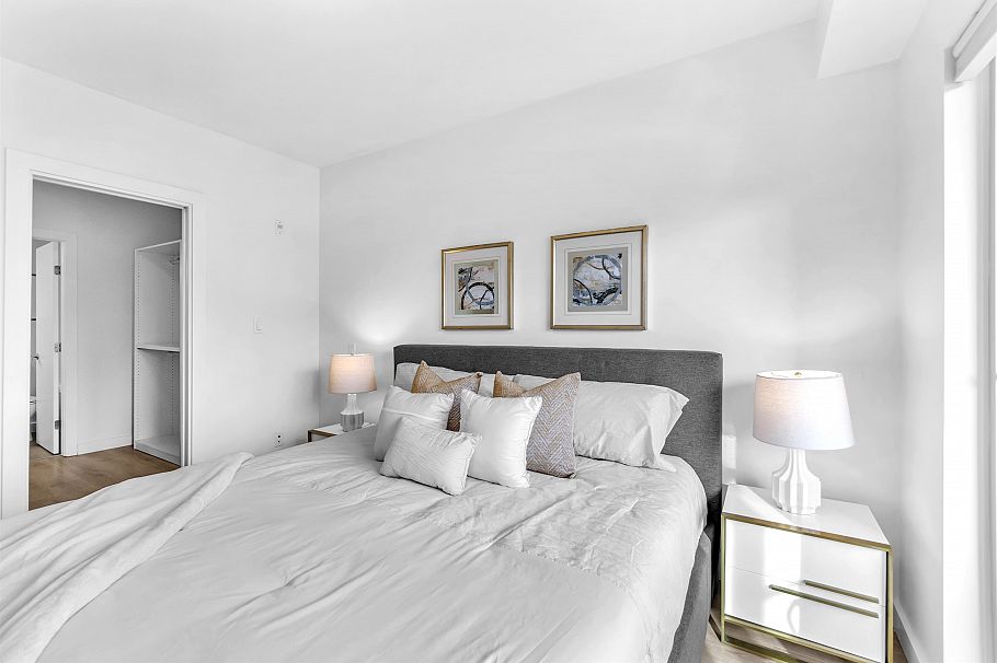 202 1330 Marine Drive North Vancouver, BC - 19