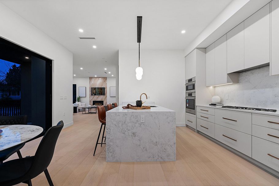 1605 E 21st Avenue Vancouver, BC - 13