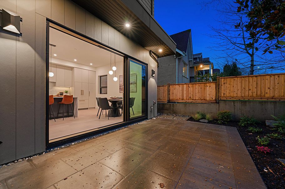 1605 E 21st Avenue Vancouver, BC - 27