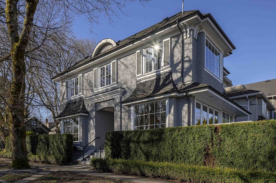 3483 Collingwood Street Vancouver, BC - 1