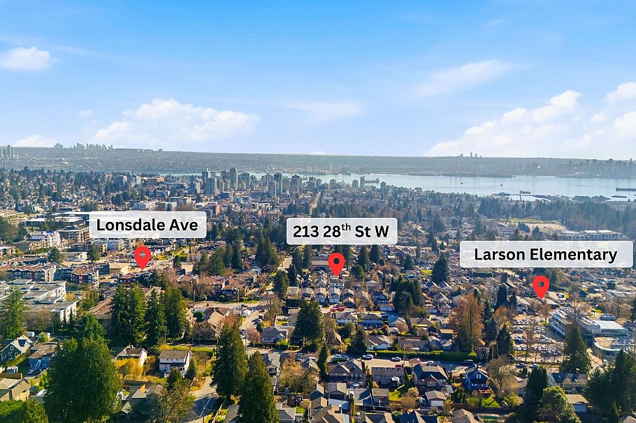 213 W 28th Street North Vancouver, BC - 30