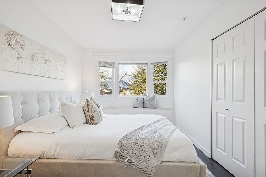 2748 E 23rd Avenue Vancouver, BC - 18