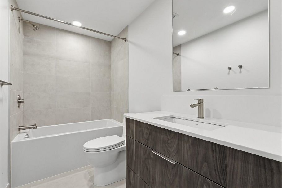 306 3590 W 39th Avenue Vancouver, BC - 16