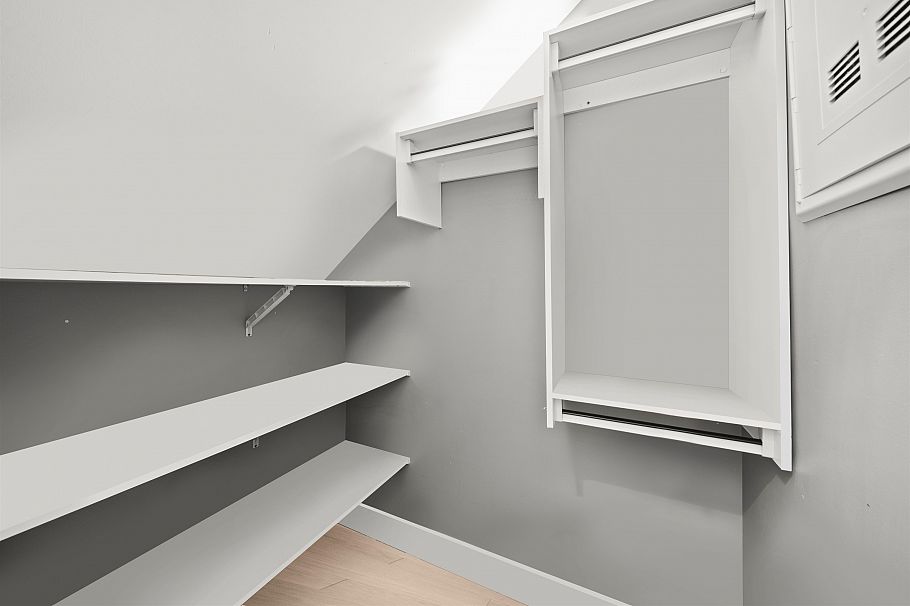 10 1419 E 1st Avenue Vancouver, BC - 19