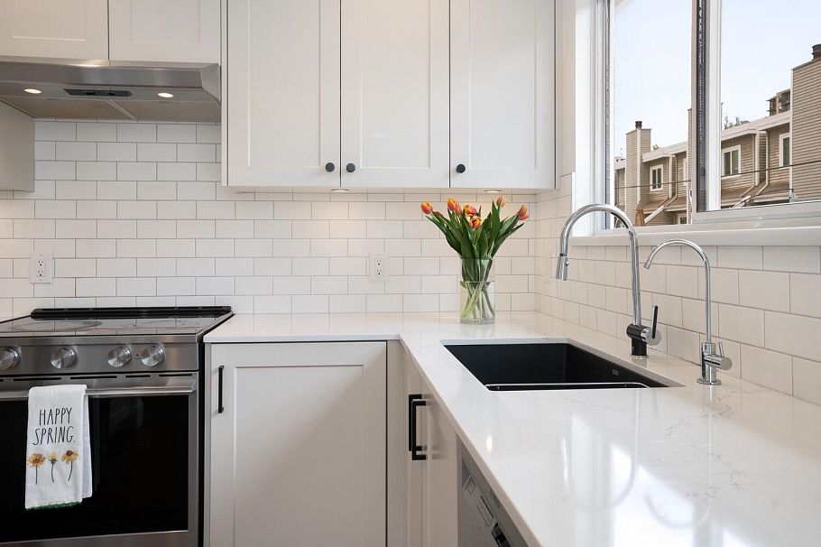 7 232 E 6th Street North Vancouver, BC - 13