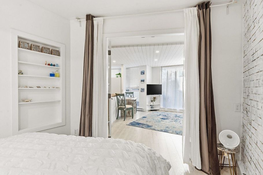 202 1199 Seymour Street Vancouver, BC - 12