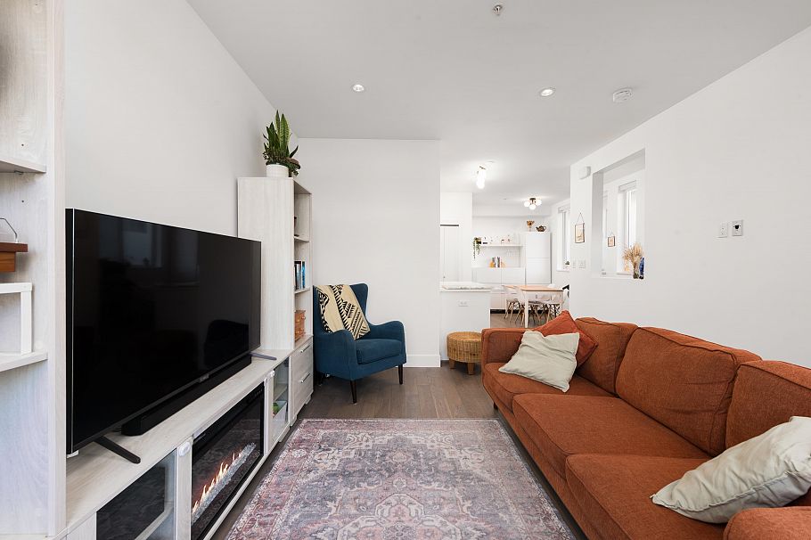 350 E 7th Avenue Vancouver, BC - 8