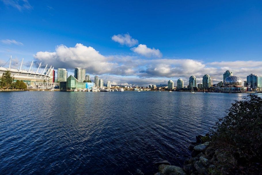 208 1616 Columbia Street Vancouver, BC - 3