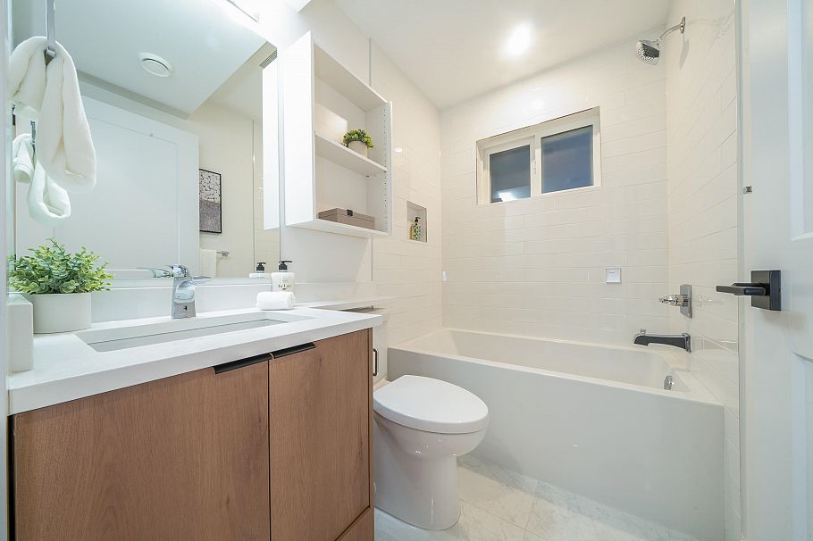 2660 Waterloo Street Vancouver, BC - 24