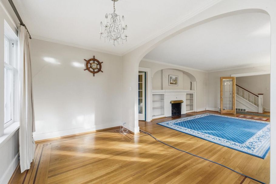 3775 W 35th Avenue Vancouver, BC - 6