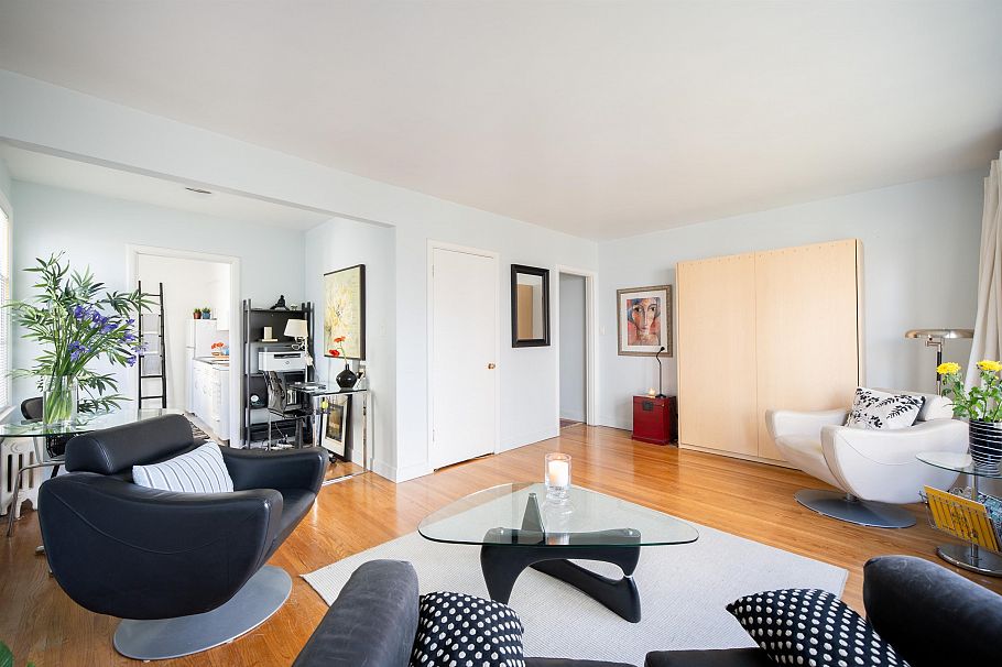 303 1565 Burnaby Street Vancouver, BC - 1