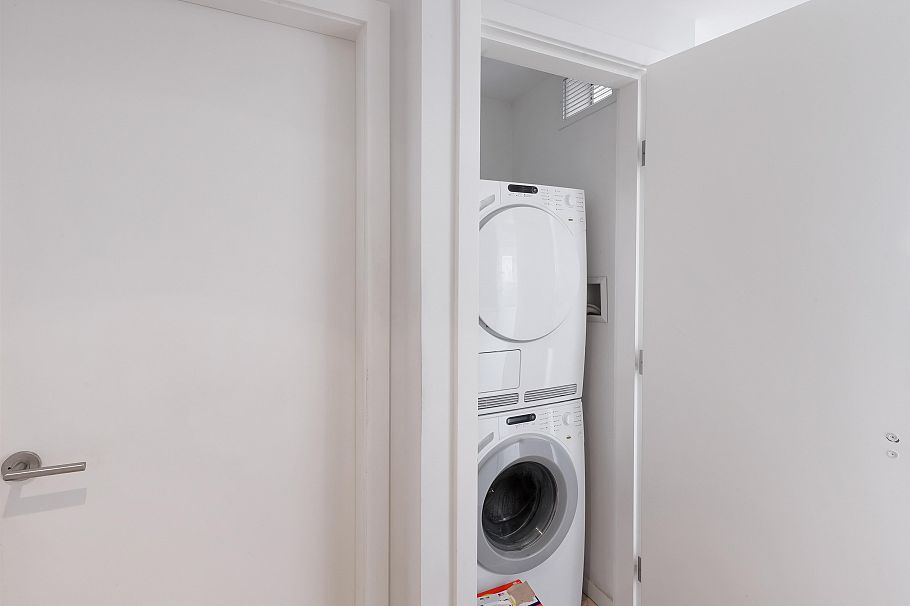 1703 8588 Cornish Street Vancouver, BC - 9