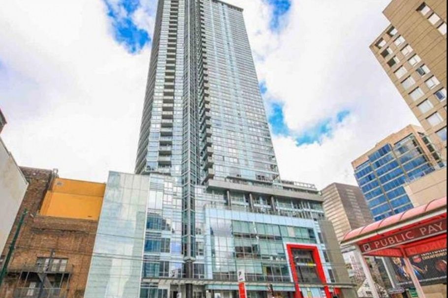 1802 833 Seymour Street Vancouver, BC - 2