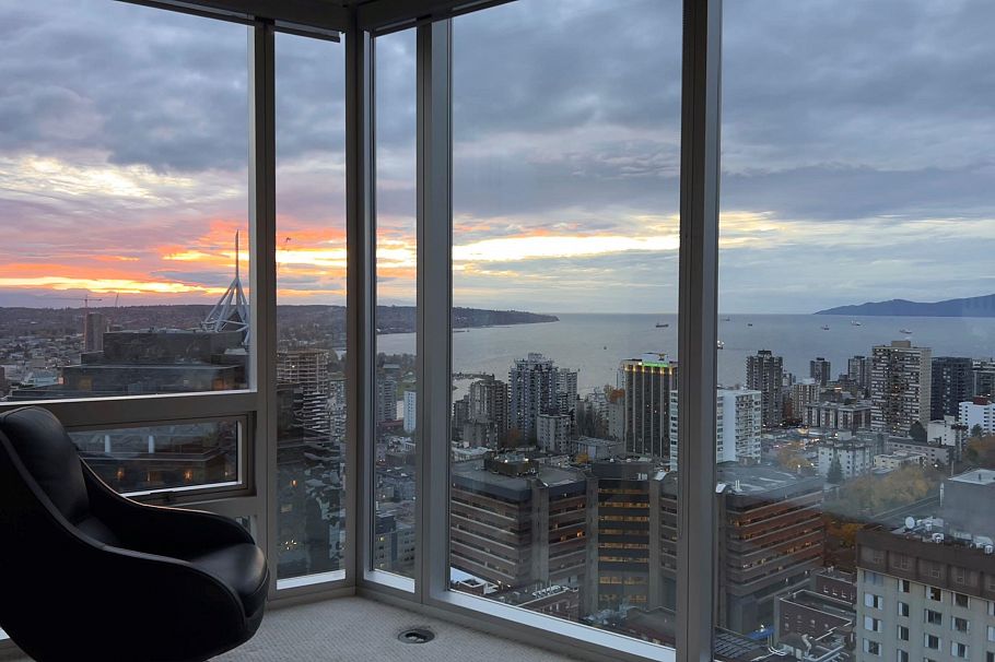 3403 938 Nelson Street Vancouver, BC - 1