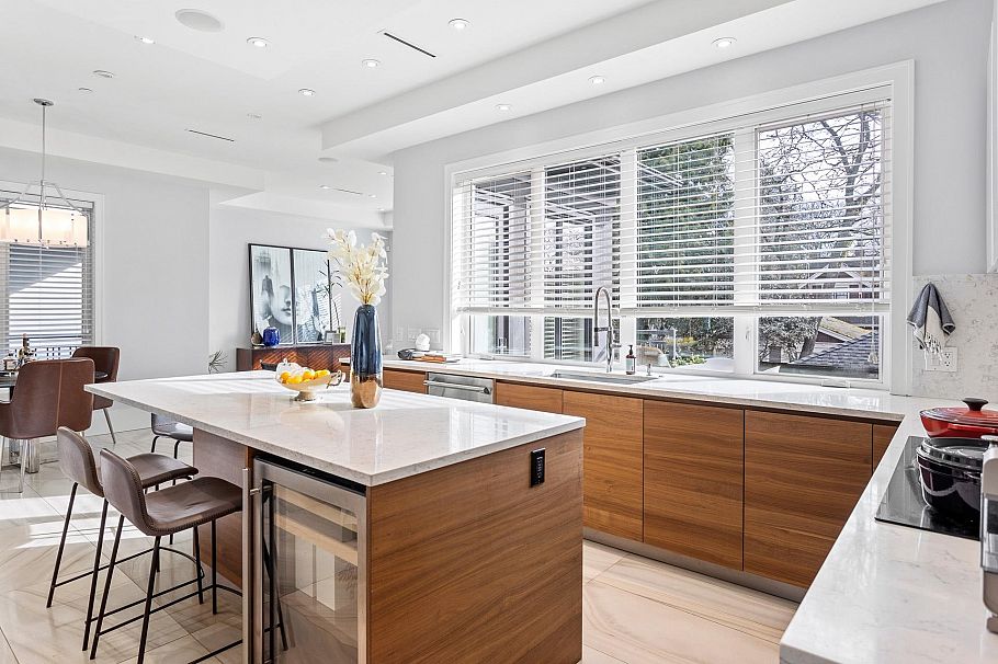 3726 W 35th Avenue Vancouver, BC - 12