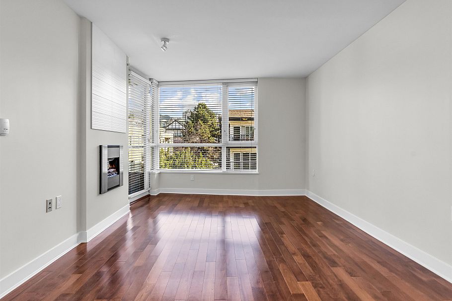 506 160 W 3rd Street North Vancouver, BC - 4