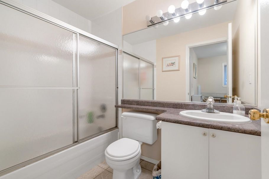 3632 E 28th Avenue Vancouver, BC - 20