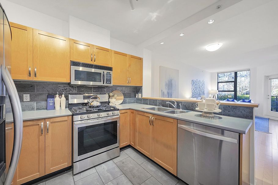 110 2263 Redbud Lane Vancouver, BC - 12