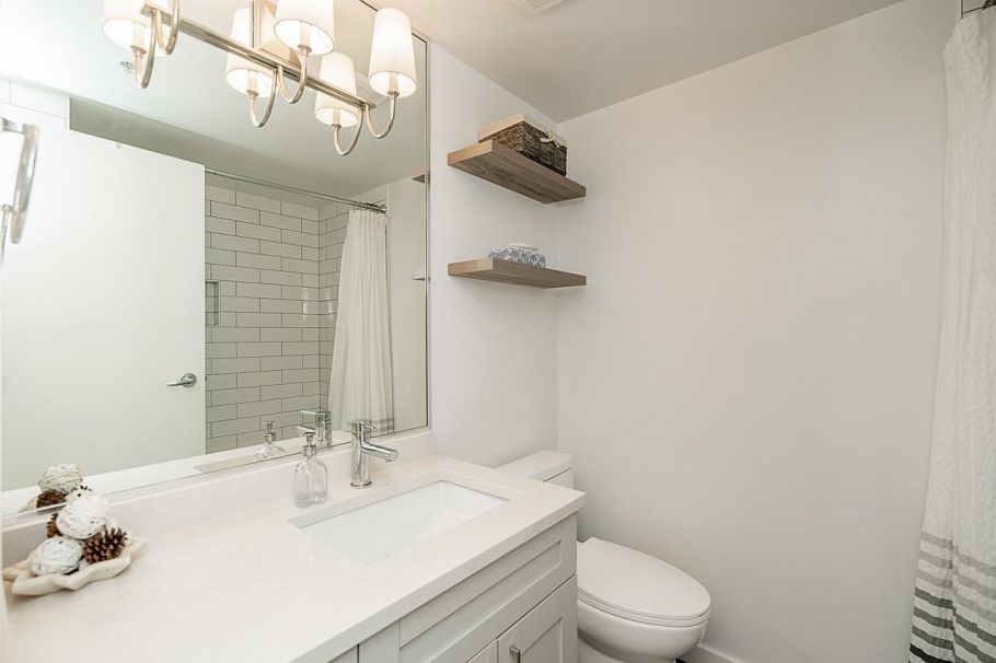 310 678 W 7th Avenue Vancouver, BC - 23